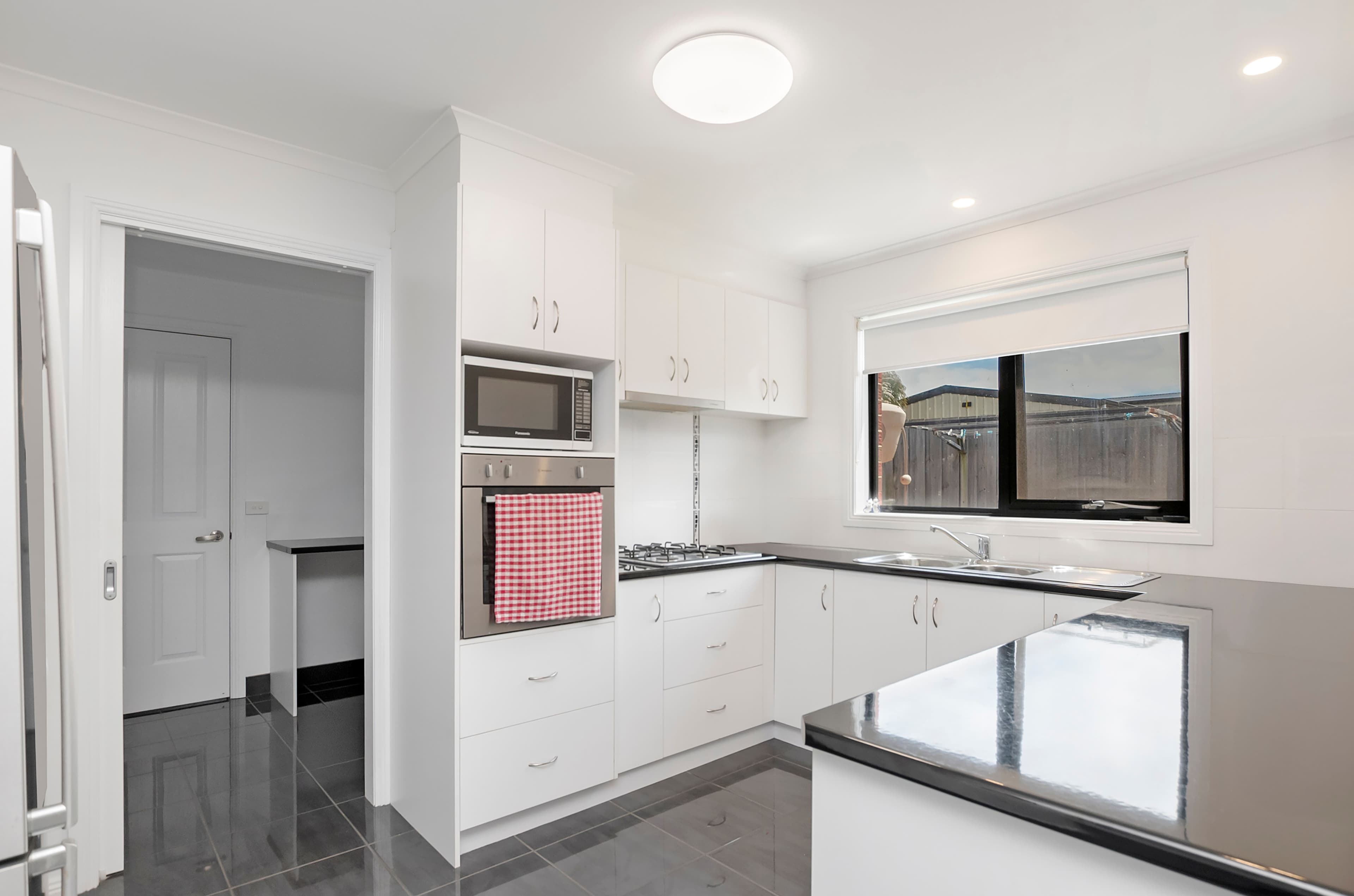 11 Martin Place, Warrnambool VIC 3280, Warrnambool - Thumbnail 3