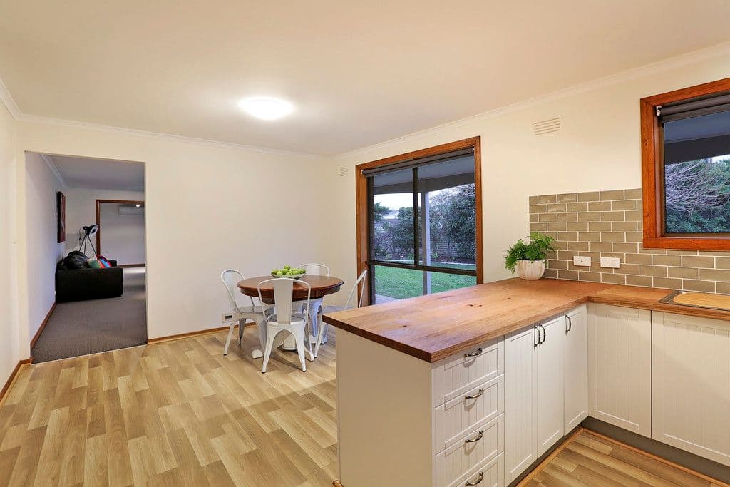 3 Fenland Court, Highton VIC 3216, Highton - Thumbnail 5