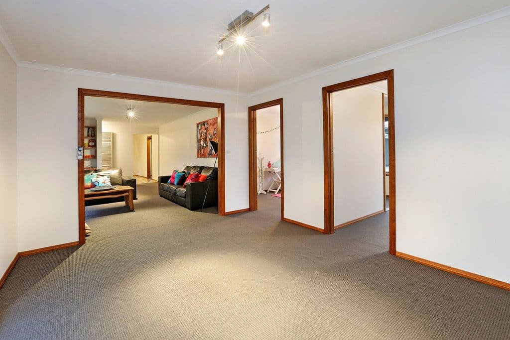 3 Fenland Court, Highton VIC 3216, Highton - Thumbnail 8