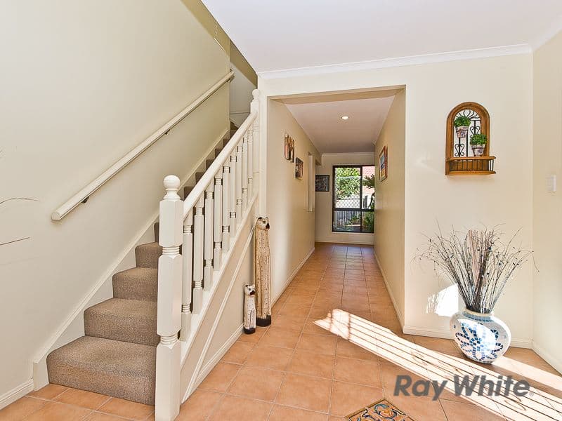 8 Noela Close, CARSELDINE QLD 4034, Carseldine - Thumbnail 3