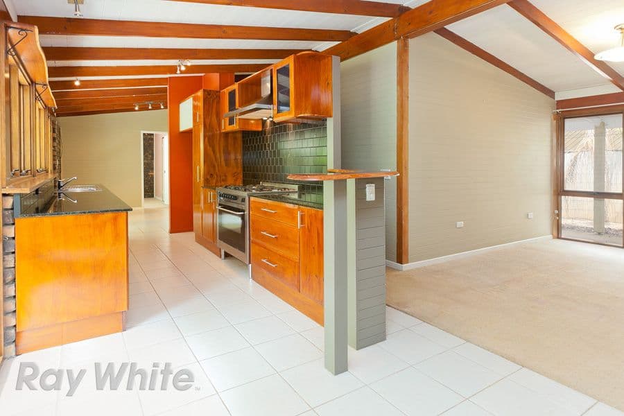 7 Stanley Court, CAMIRA QLD 4300, Camira - Thumbnail 3