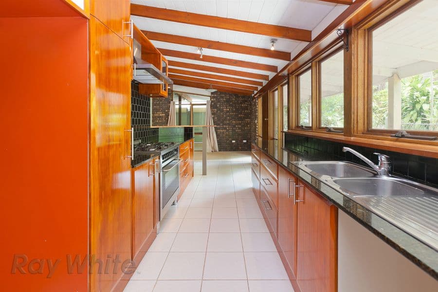 7 Stanley Court, CAMIRA QLD 4300, Camira - Thumbnail 5