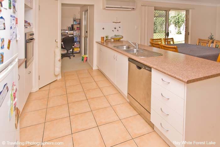 4 Hinchinbrook Crescent, FOREST LAKE QLD 4078, Forest Lake - Thumbnail 4