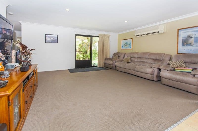 8 Bidford Street, Springfield QLD 4300, Springfield - Thumbnail 4
