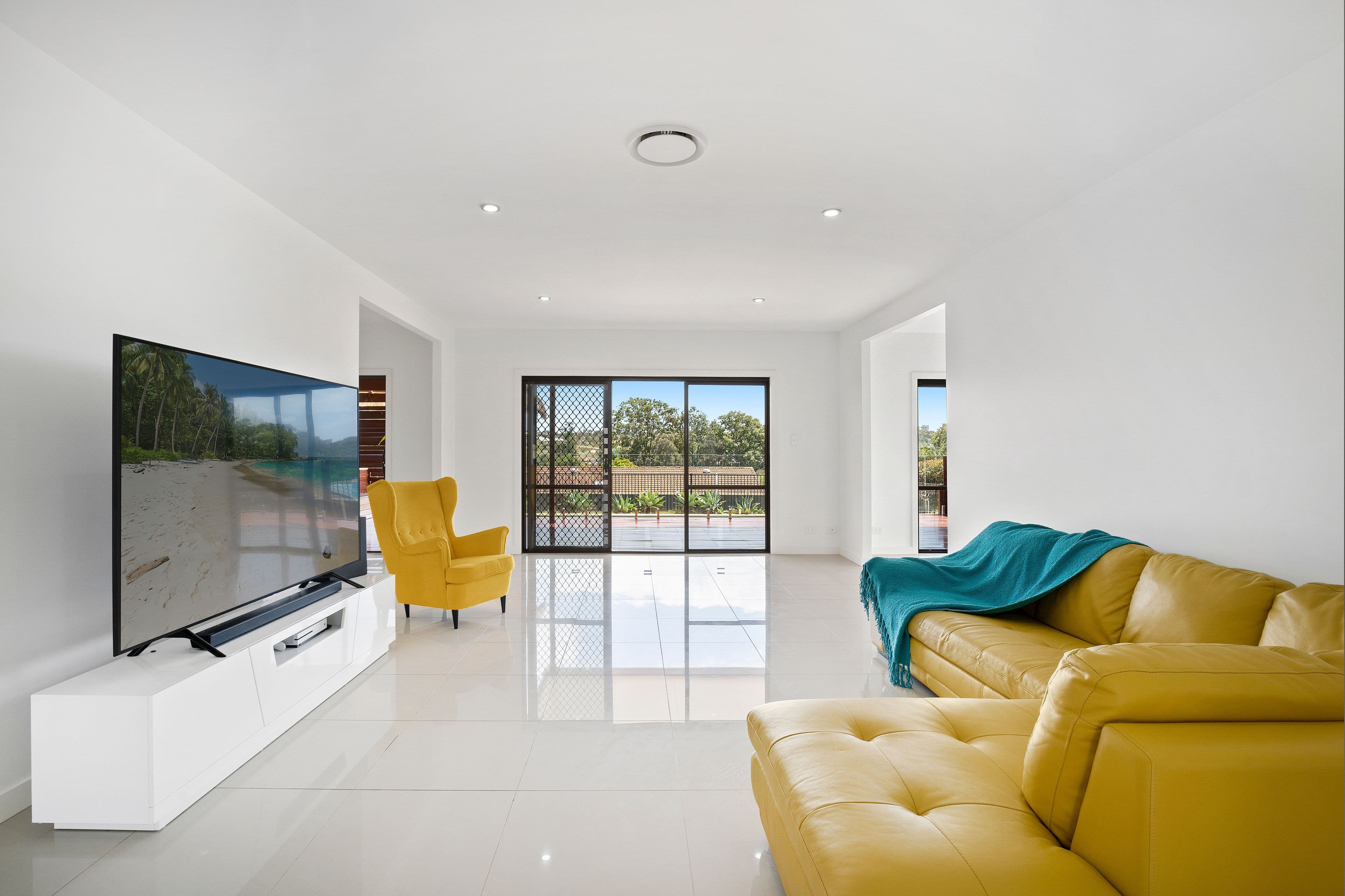 9 Kerria Crescent, Ashmore QLD 4214, Ashmore - Thumbnail 6