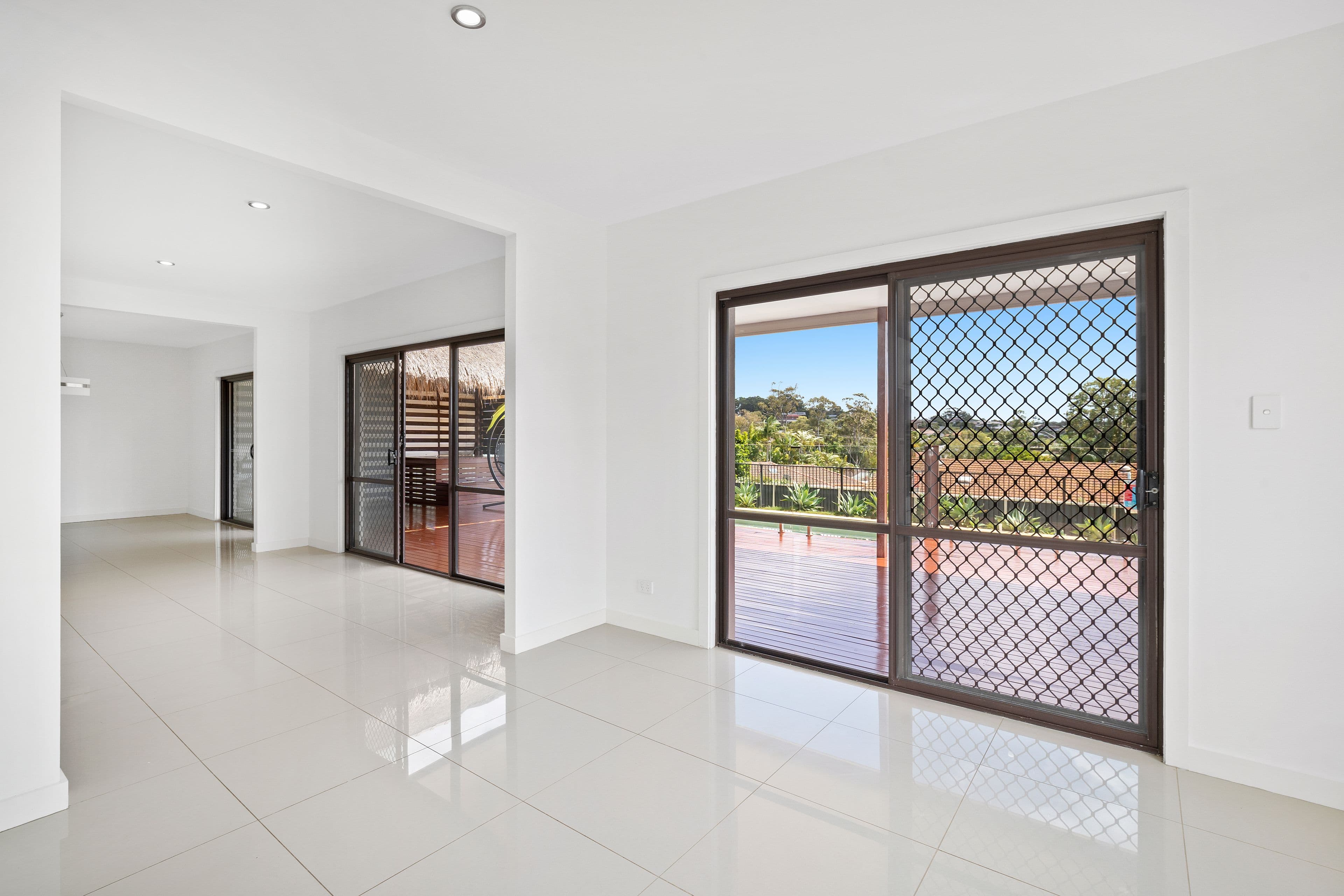 9 Kerria Crescent, Ashmore QLD 4214, Ashmore - Thumbnail 8