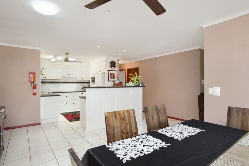 37 Vista Street, BAYVIEW HEIGHTS QLD 4868, Bayview Heights - Thumbnail 6