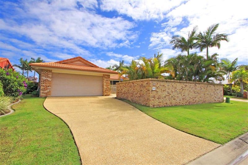 10 Goldfinch Avenue, BURLEIGH WATERS QLD 4220, Burleigh Waters - Image 1