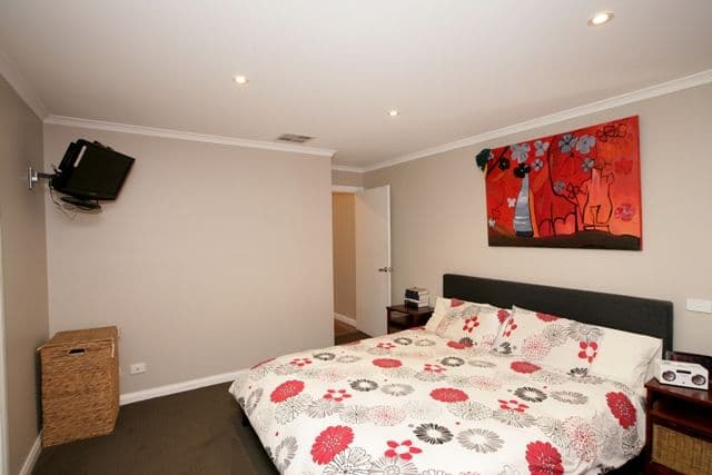 16 Ilex Street, LAKE ALBERT NSW 2650, Lake Albert - Thumbnail 6