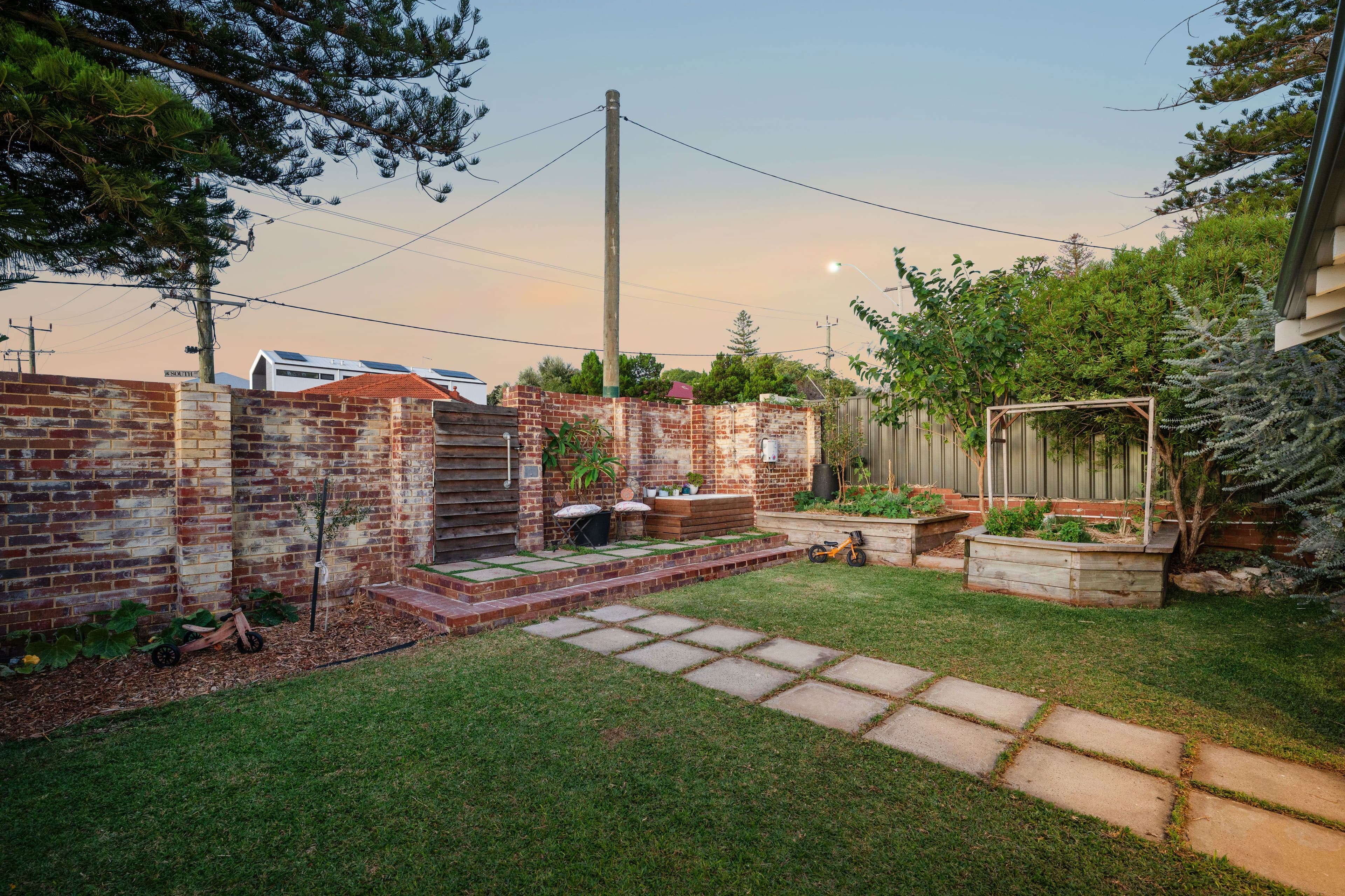 251 South Street, Beaconsfield WA 6162, Beaconsfield - Thumbnail 3