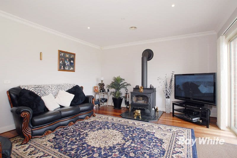 64 Browns Road, DEVON MEADOWS VIC 3977, Devon Meadows - Thumbnail 3