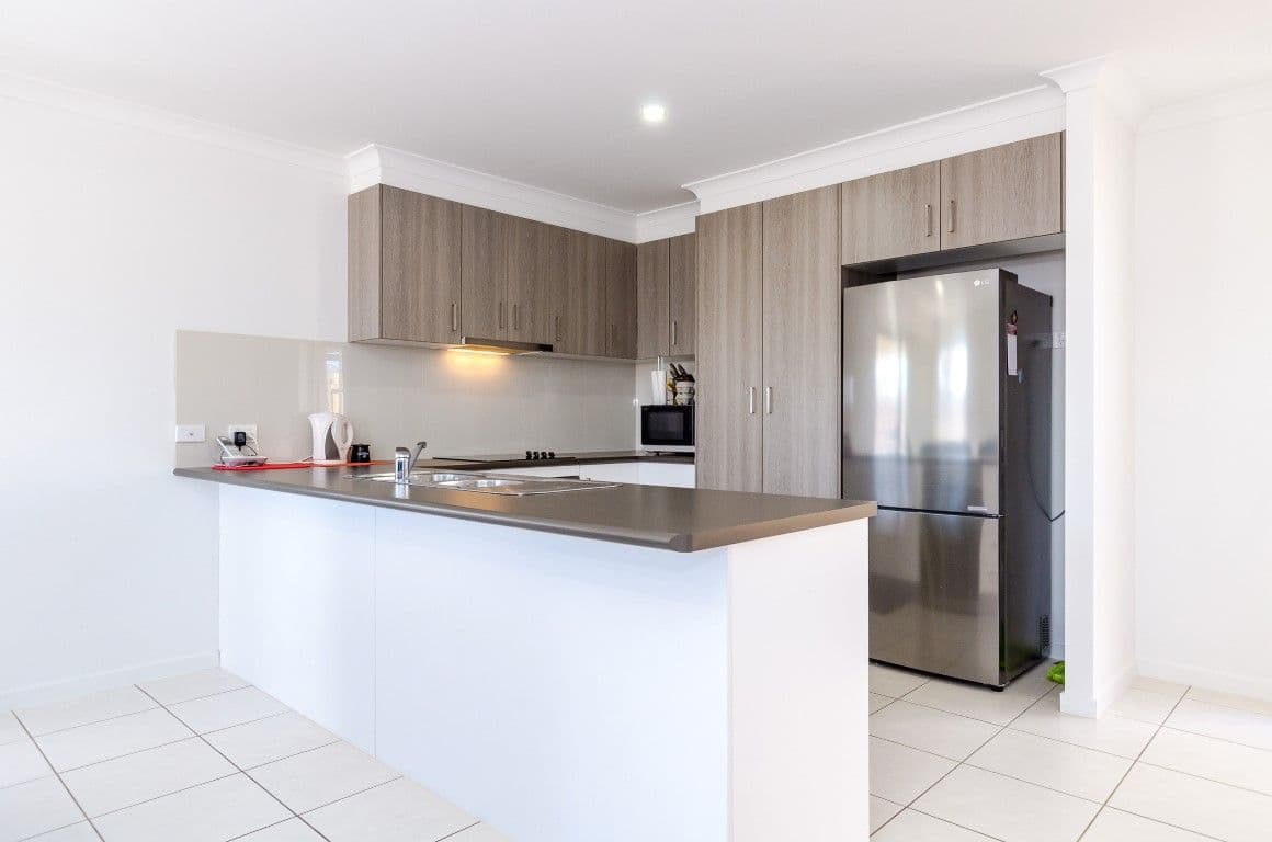 7 Avocet Road, Kirkwood QLD 4680, Kirkwood - Thumbnail 4