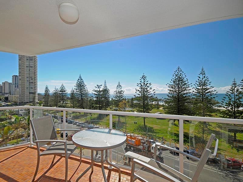 Apt 5-02 'South Pacific Plaza' 157 Old Burleigh Road, Broadbeach QLD 4218, Broadbeach - Thumbnail 2