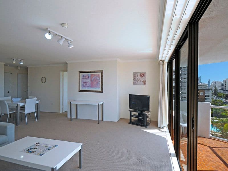 Apt 5-02 'South Pacific Plaza' 157 Old Burleigh Road, Broadbeach QLD 4218, Broadbeach - Thumbnail 5