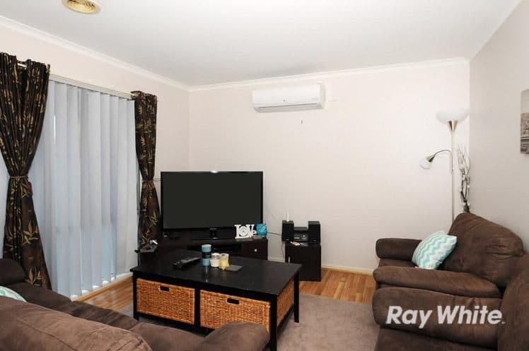 47 Miralie Way, Cranbourne West VIC 3977, Cranbourne West - Thumbnail 4