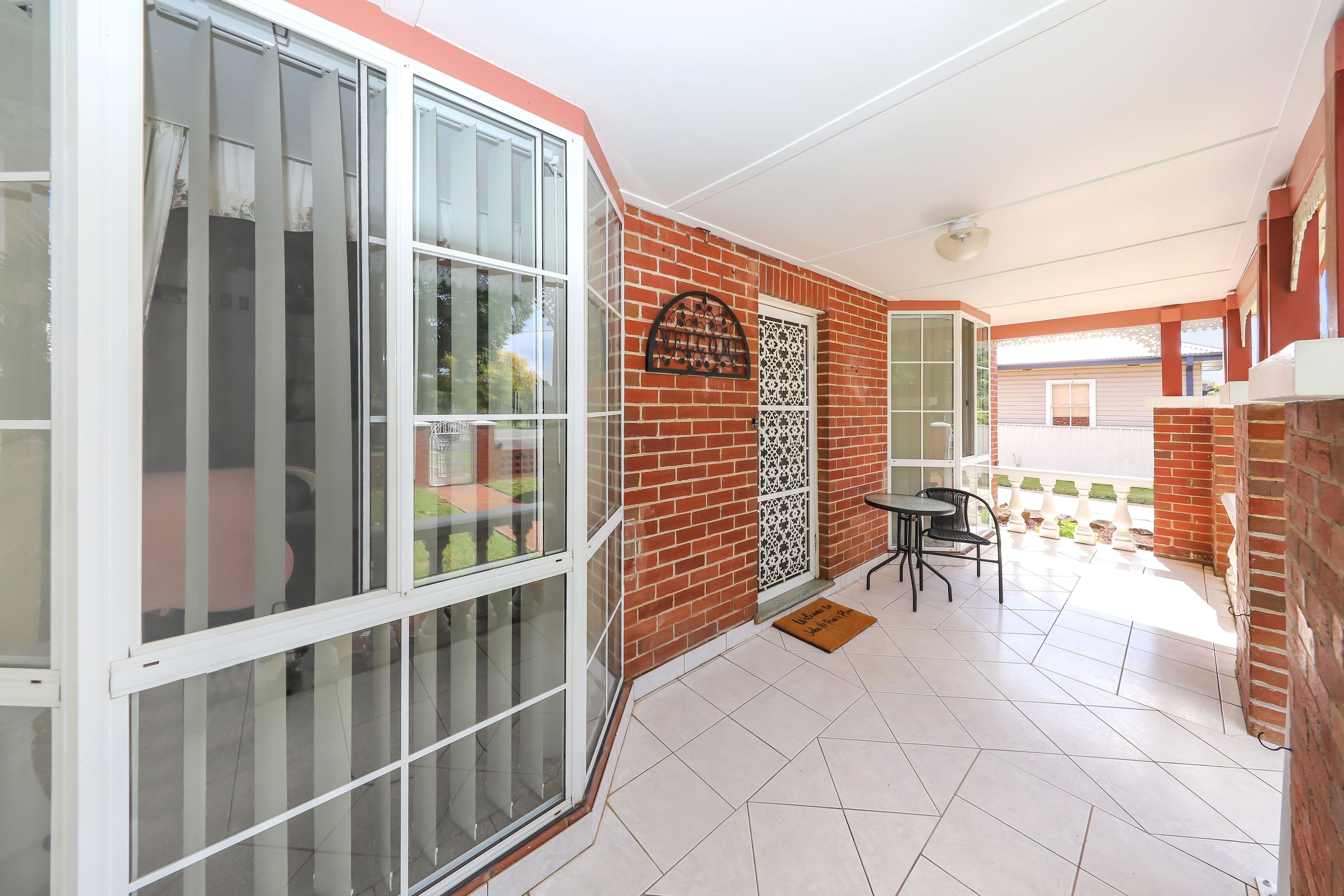 105 Fitzroy Street, Tumut NSW 2720, Tumut - Thumbnail 2
