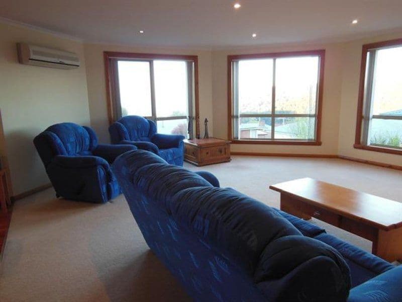 16 McPhee Street, BURNIE TAS 7320, Burnie - Thumbnail 3