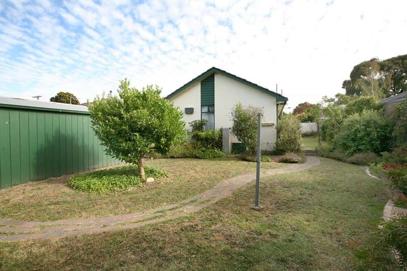 28 Earlwood Drive, WHEELERS HILL VIC 3150, Wheelers Hill - Thumbnail 7