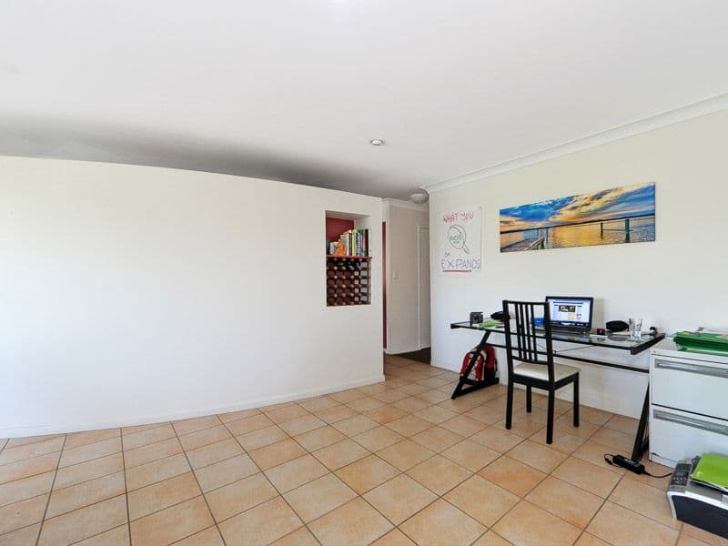 22 Vaggelas Crescent, Biggera Waters QLD 4216, Biggera Waters - Thumbnail 7