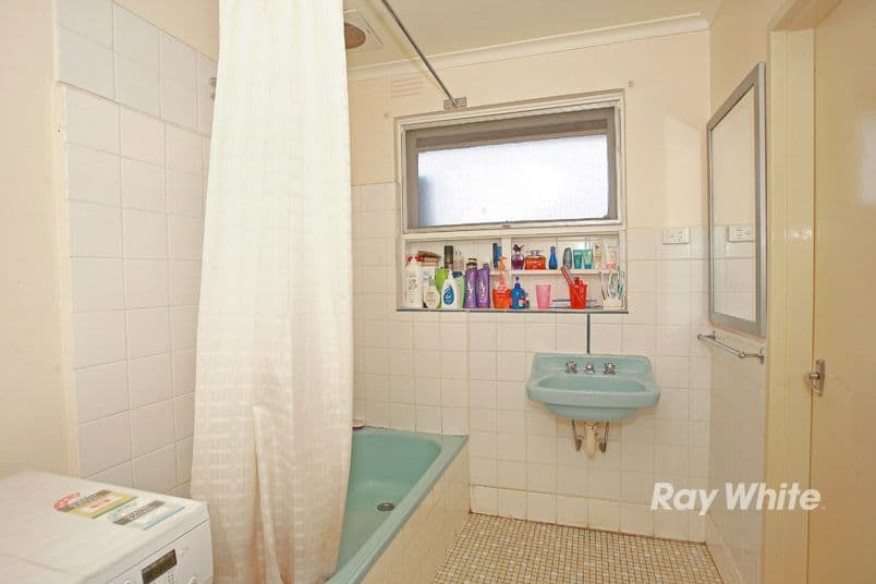 61 Lawn Road, NOBLE PARK VIC 3174, Noble Park - Thumbnail 4