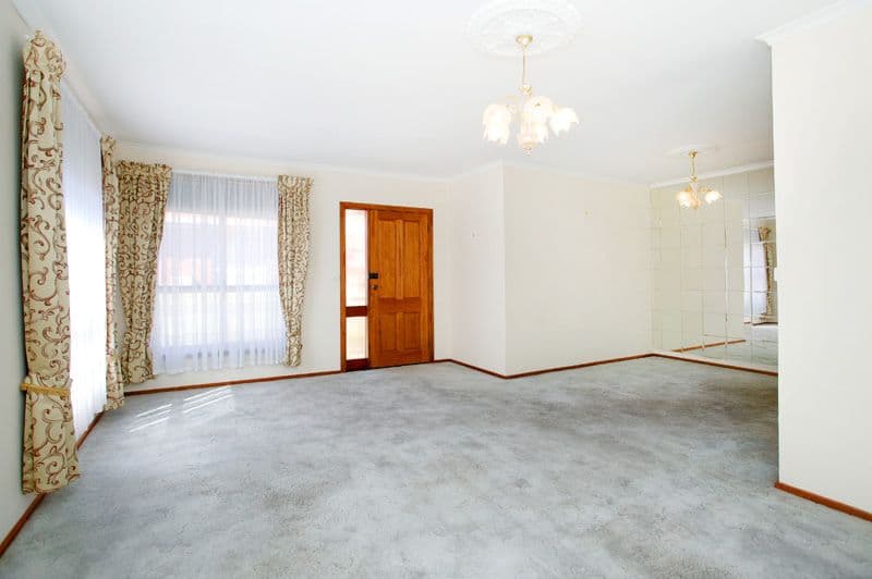 75 Purinuan Road, RESERVOIR VIC 3073, Reservoir - Thumbnail 2