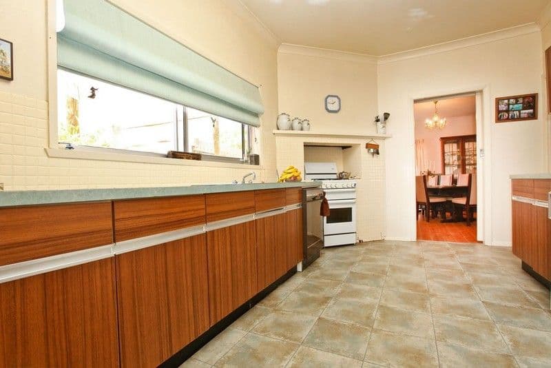 21 Floral Avenue East, MILDURA VIC 3500, Mildura - Thumbnail 5