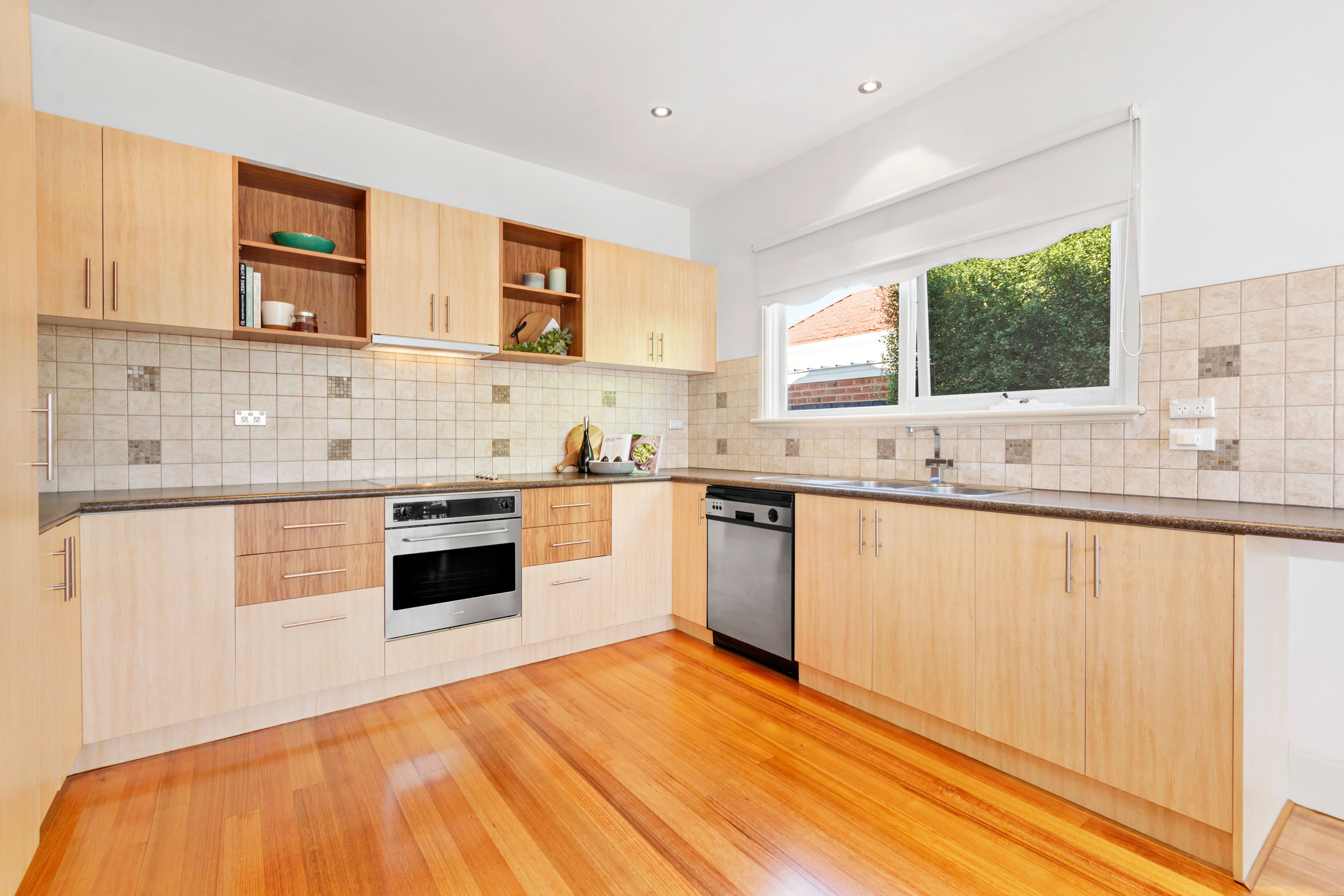 54 Dallas Avenue, Hughesdale VIC 3166, Hughesdale - Thumbnail 5