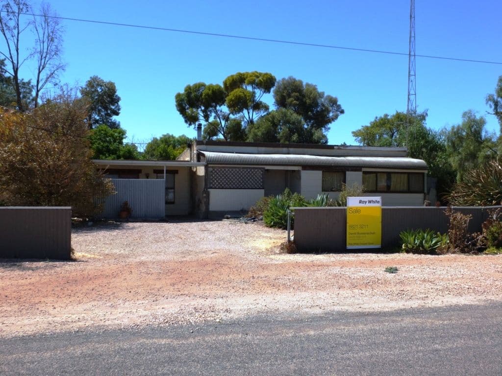 8 Flinders Street, KADINA SA 5554, Kadina - Image 1