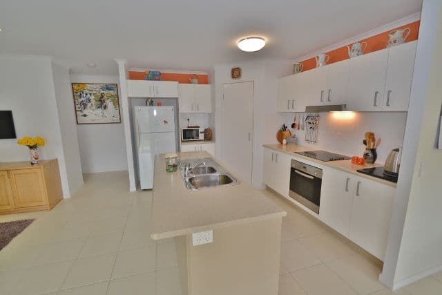 6 Bolwarra Court, BEERWAH QLD 4519, Beerwah - Thumbnail 5