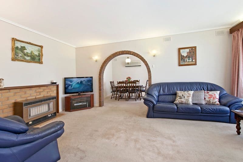 67 Eyre Crescent, VALLEY VIEW SA 5093, Valley View - Thumbnail 2