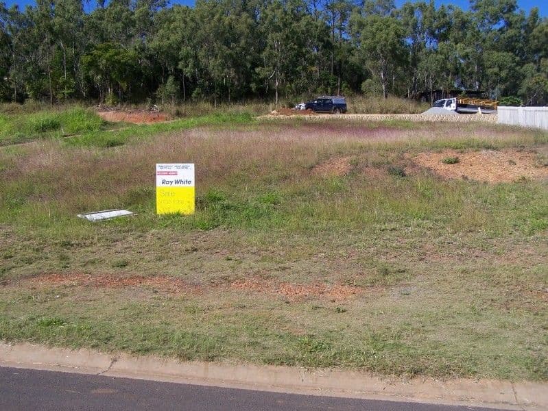 11 Rosewood Street, YEPPOON QLD 4703, Yeppoon - Thumbnail 3