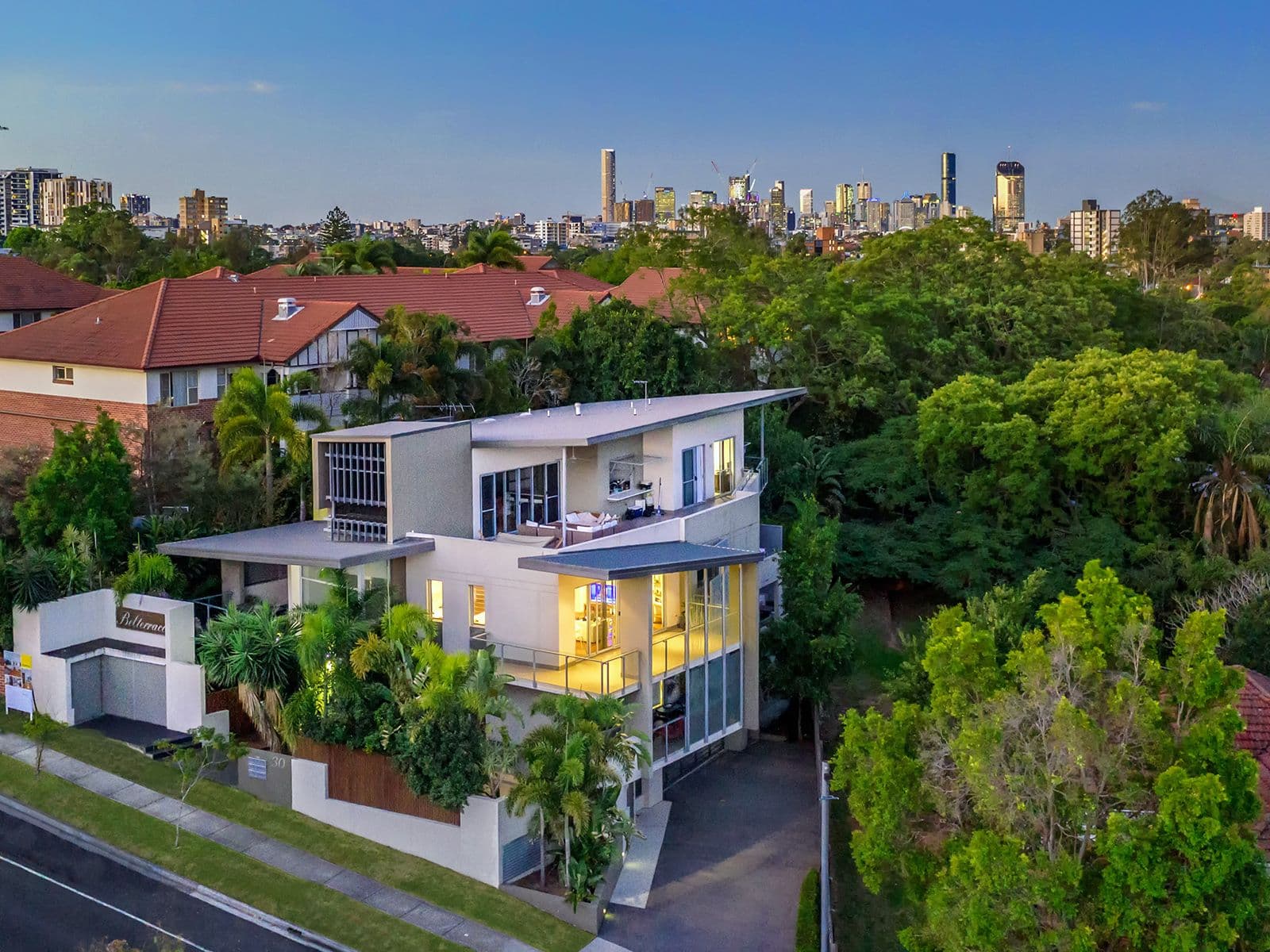 30 Bellevue Parade, Taringa QLD 4068, Taringa - Image 1