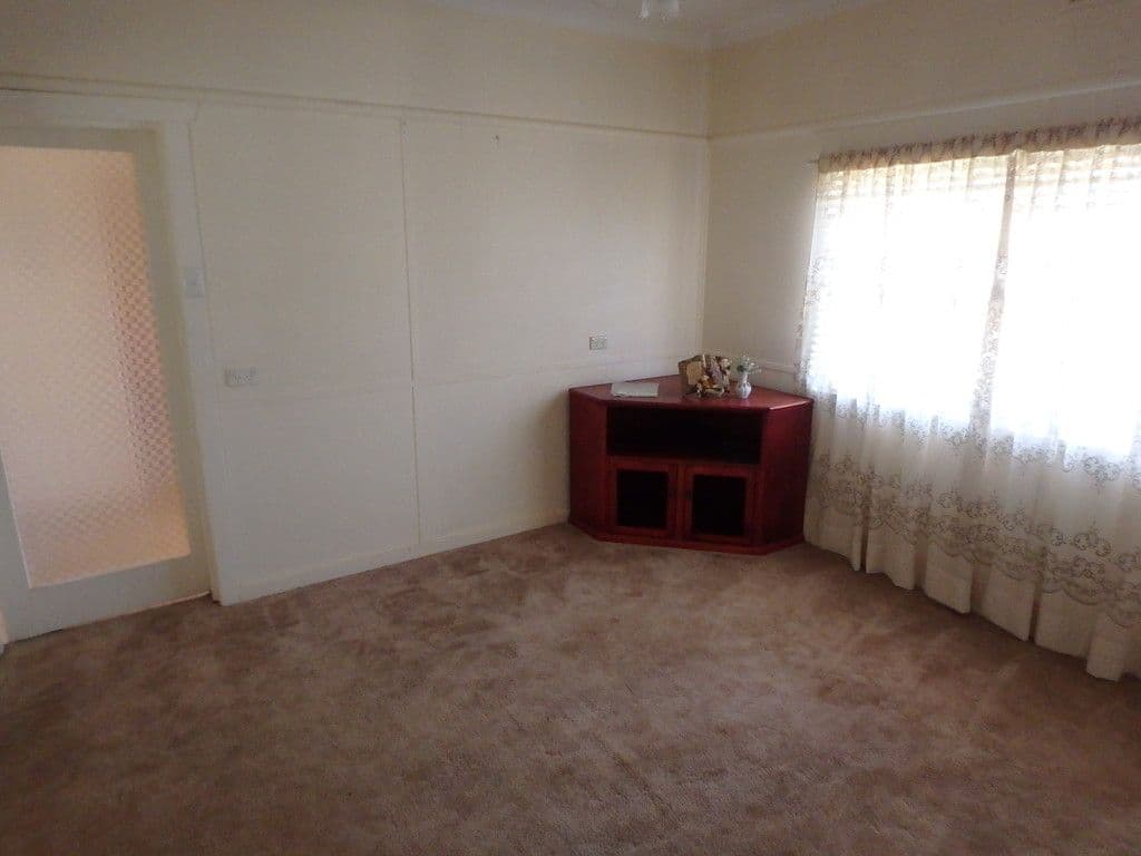 76 Haig Street, Temora NSW 2666, Temora - Thumbnail 5
