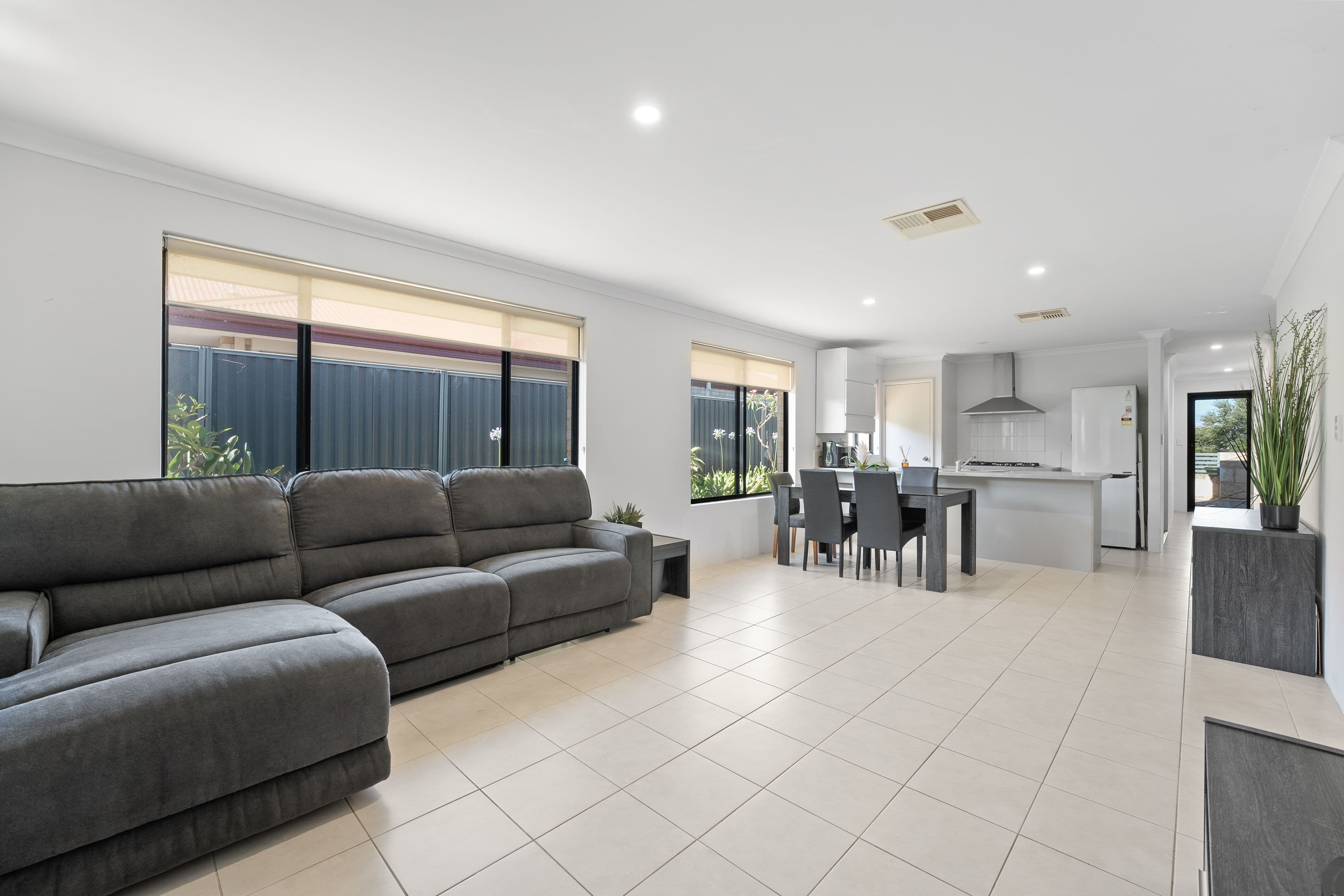 8 Pyrenees Parkway, Baldivis WA 6171, Baldivis - Thumbnail 8