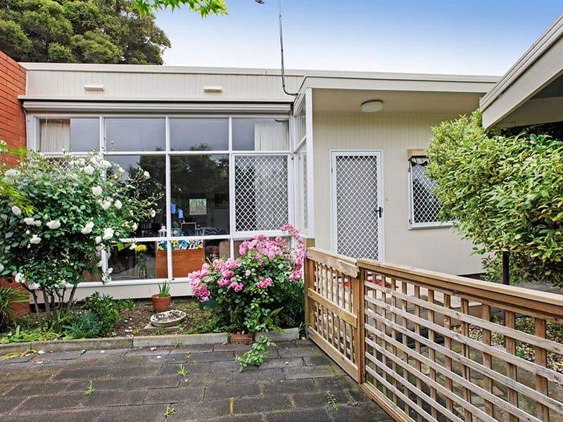 24 Retreat Road, NEWTOWN VIC 3220, Newtown - Thumbnail 2