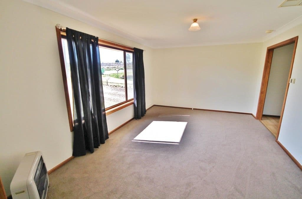 80 Orchard Street, Young NSW 2594, Young - Thumbnail 3