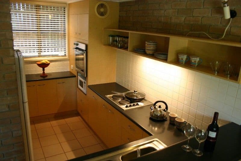 2 Lewis Street, AIRLIE BEACH QLD 4802, Airlie Beach - Thumbnail 3