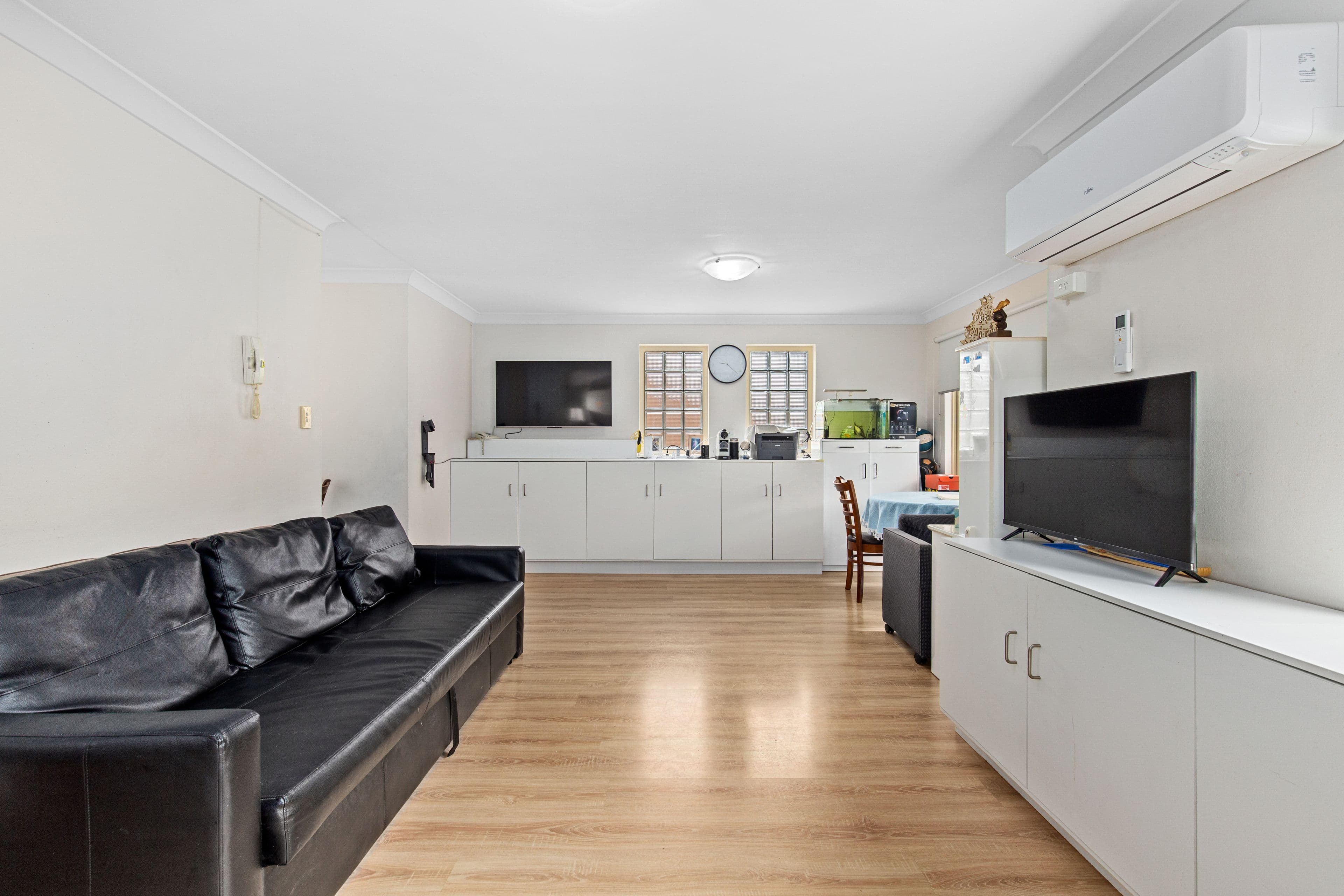 52 West Street, Hurstville NSW 2220, Hurstville - Thumbnail 2