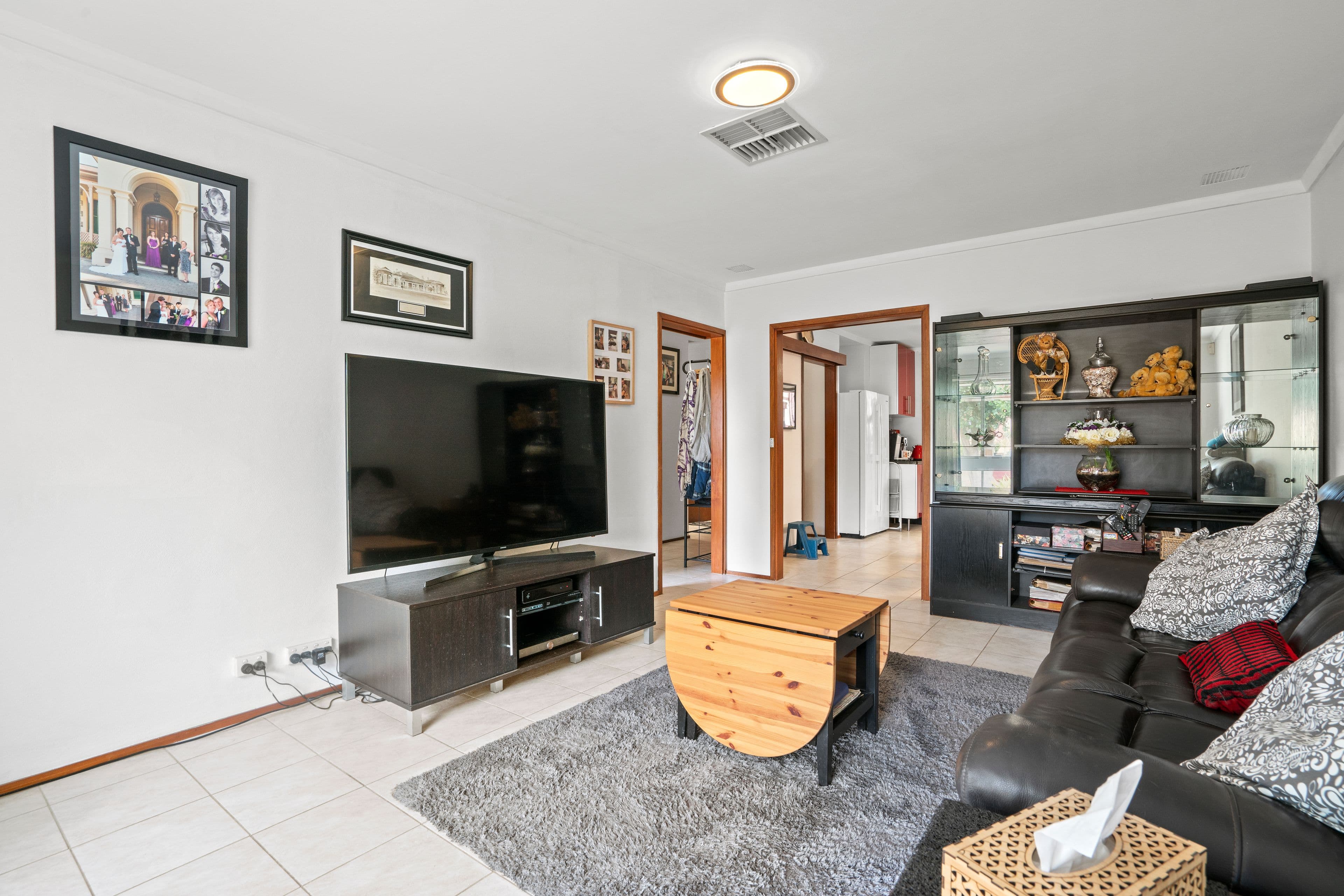 16 Panorama Drive, Kelmscott WA 6111, Kelmscott - Thumbnail 4