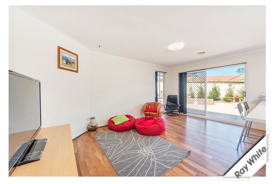 11 Rosman Circuit, GILMORE ACT 2905, Gilmore - Thumbnail 2