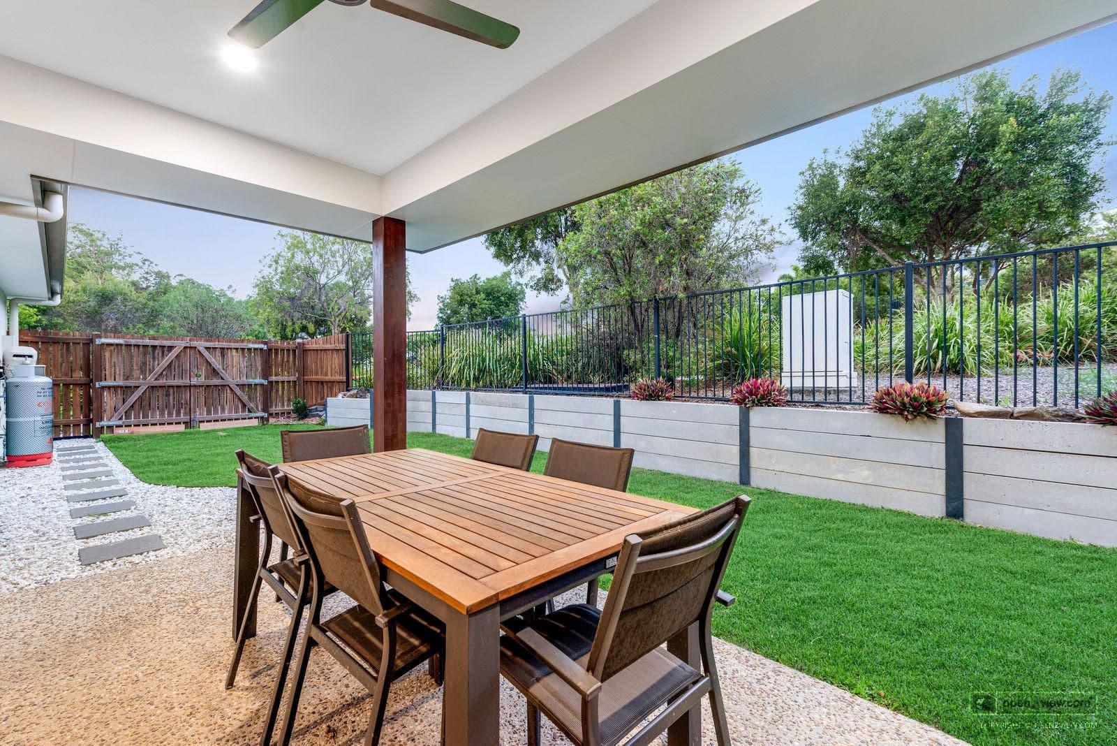 17 Sandpiper Court, Upper Coomera QLD 4209, Upper Coomera - Thumbnail 2