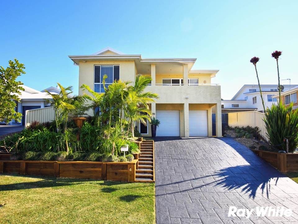4 Montague Crescent, Shell Cove NSW 2529, Shell Cove - Image 1