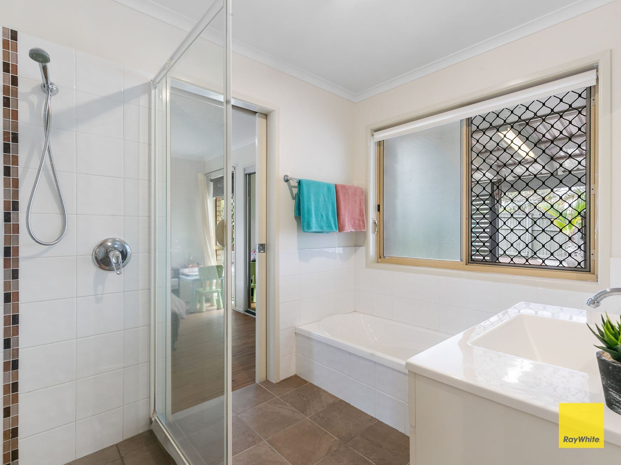 39 Ingham Street, Capalaba QLD 4157, Capalaba - Thumbnail 4