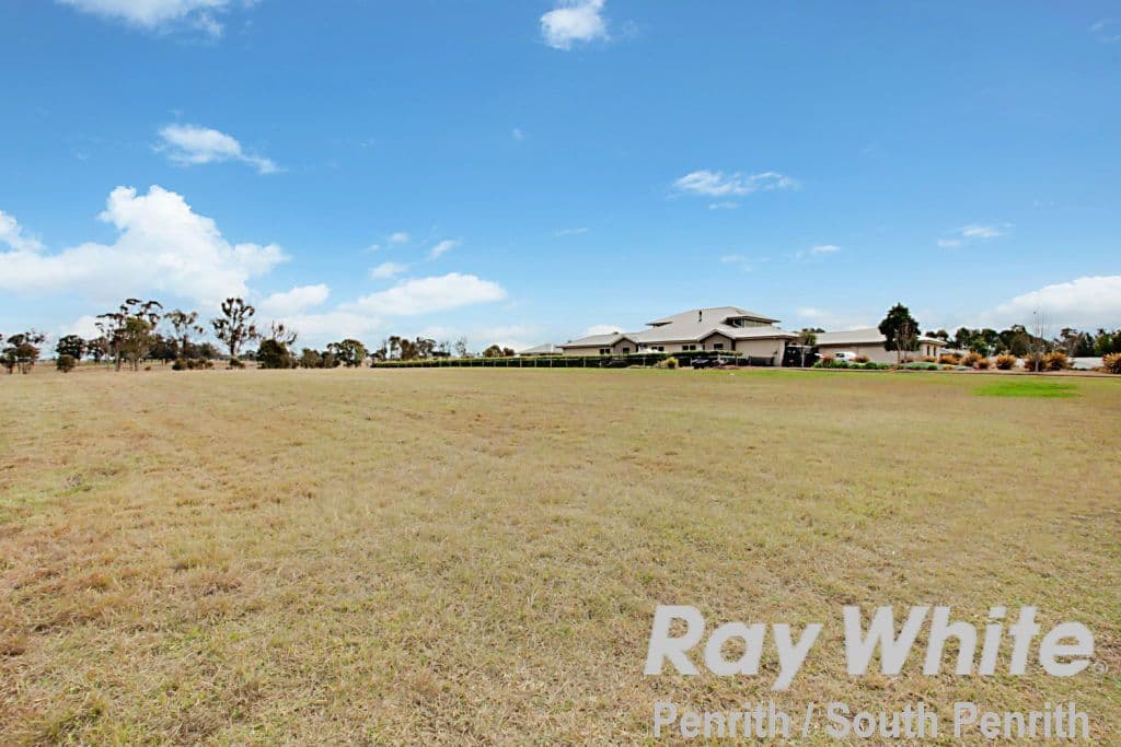 42 Portrush Crescent, Luddenham NSW 2745, Luddenham - Thumbnail 2