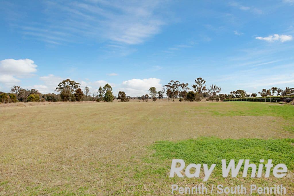 42 Portrush Crescent, Luddenham NSW 2745, Luddenham - Thumbnail 3