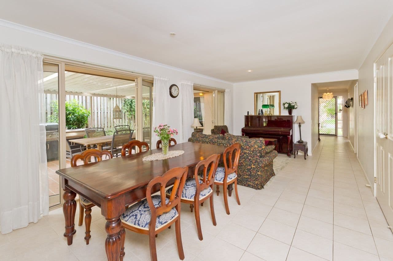 7 Maddison Place, THE GAP QLD 4061, The Gap - Thumbnail 2