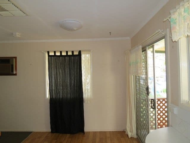 14 Holland Street, Roma QLD 4455, Roma - Thumbnail 4