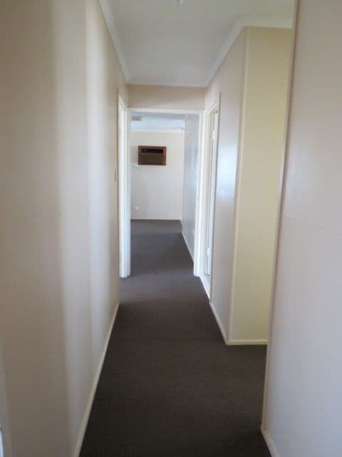 14 Holland Street, Roma QLD 4455, Roma - Thumbnail 5