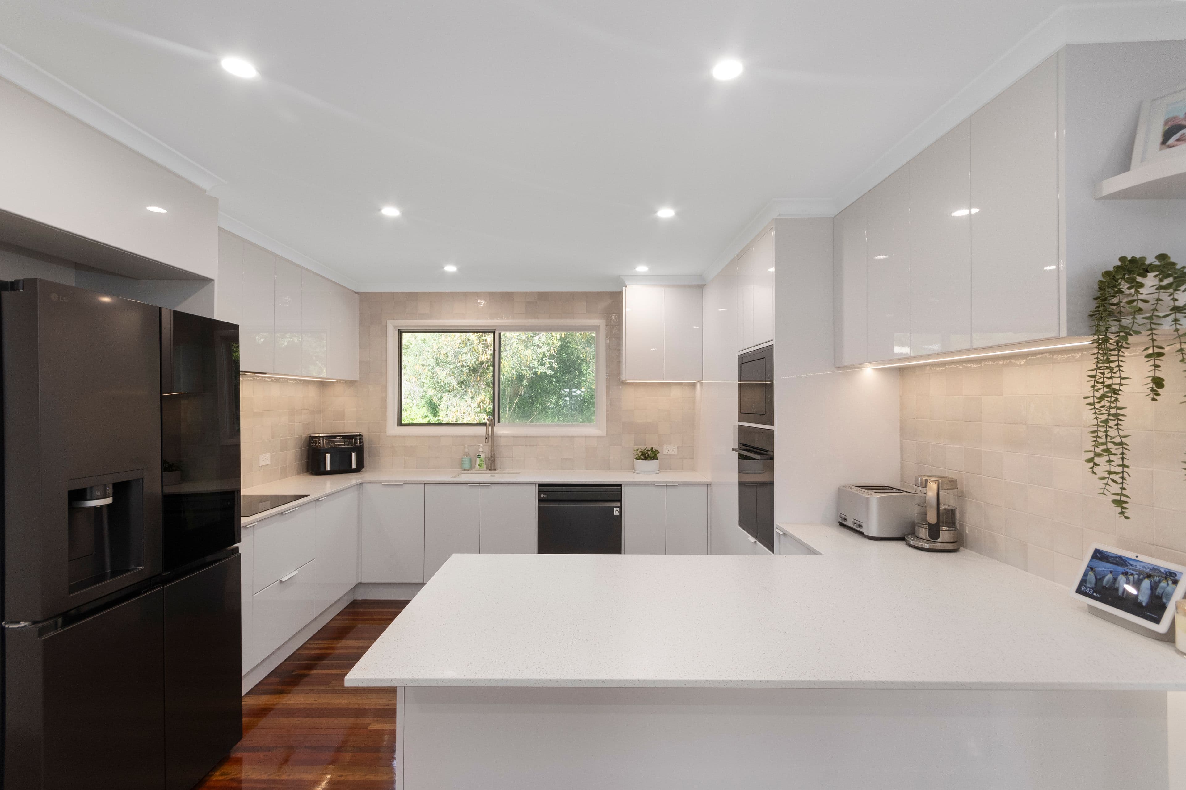 8 Hedley Court, Mount Louisa QLD 4814, Mount Louisa - Thumbnail 2