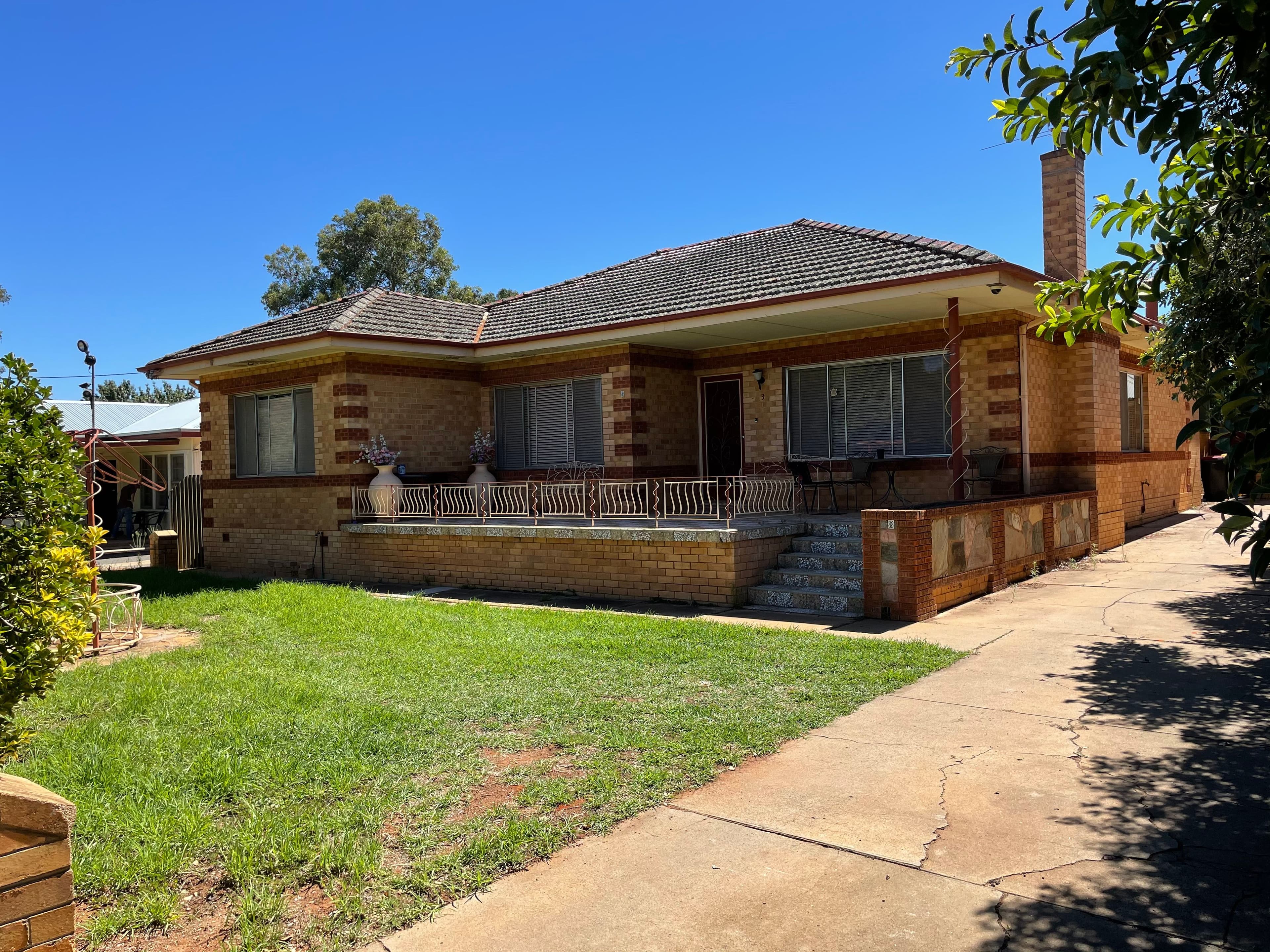 3 Wyangan Avenue, Griffith NSW 2680, Griffith - Image 1